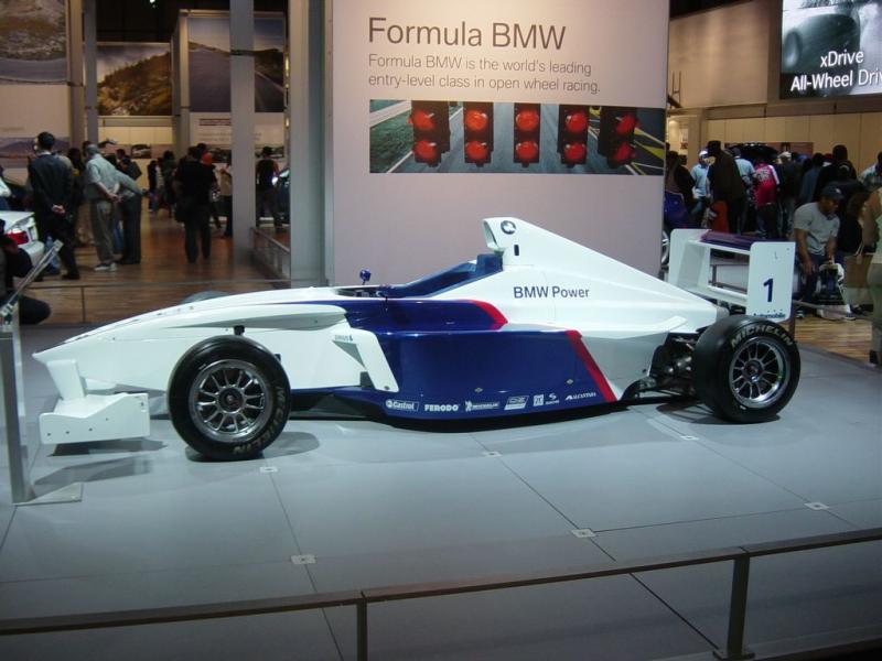 Formula BMW - immaculate - like new - with paddle shift - main photo