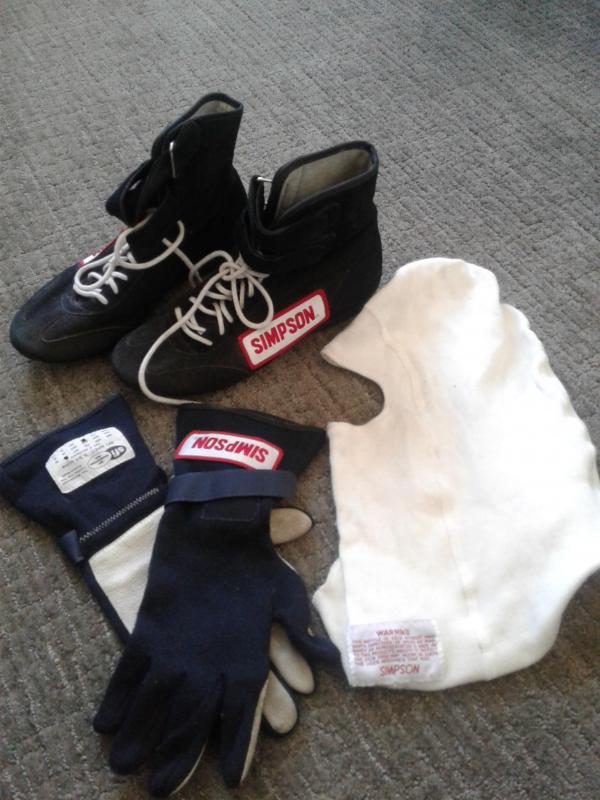 Simpson Racing gear main photo