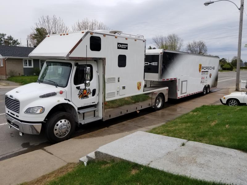 Combo Toterhome Trailer main photo