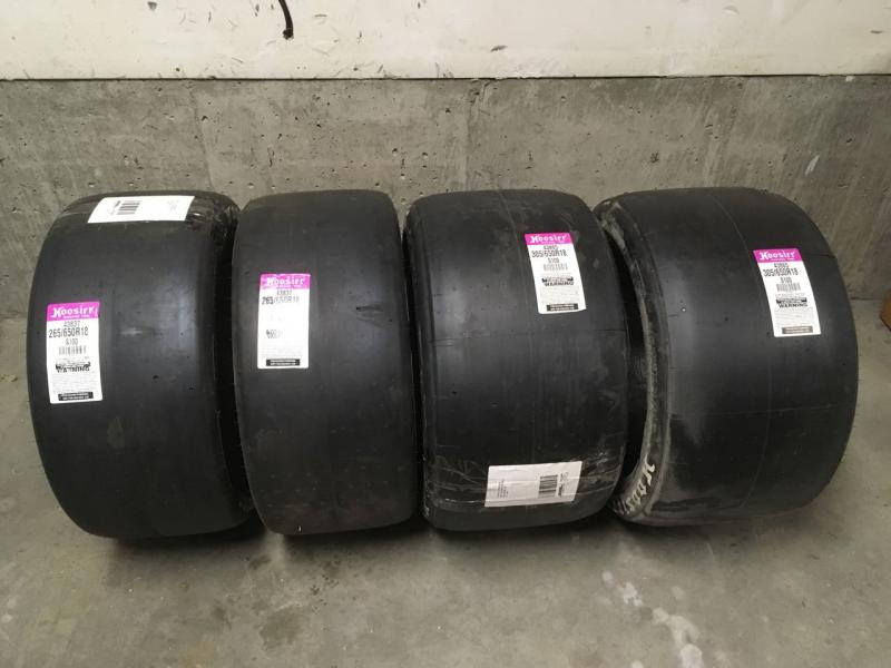 New Hoosier 305/645 R18 S100 race slicks main photo