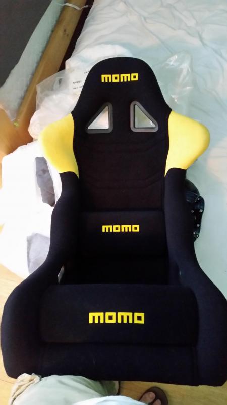 Set of momo acropolis evo vtr seats main photo