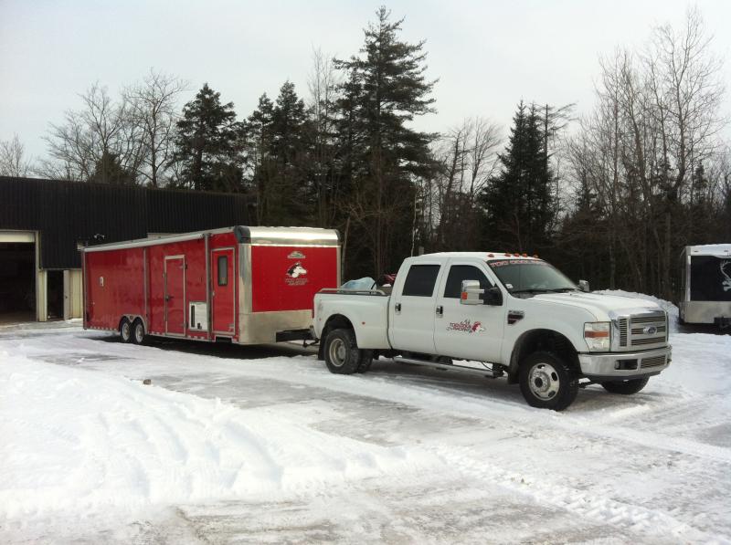 Racing rig: 2008 Ford F350 DWR / Roadmaster 30' main photo